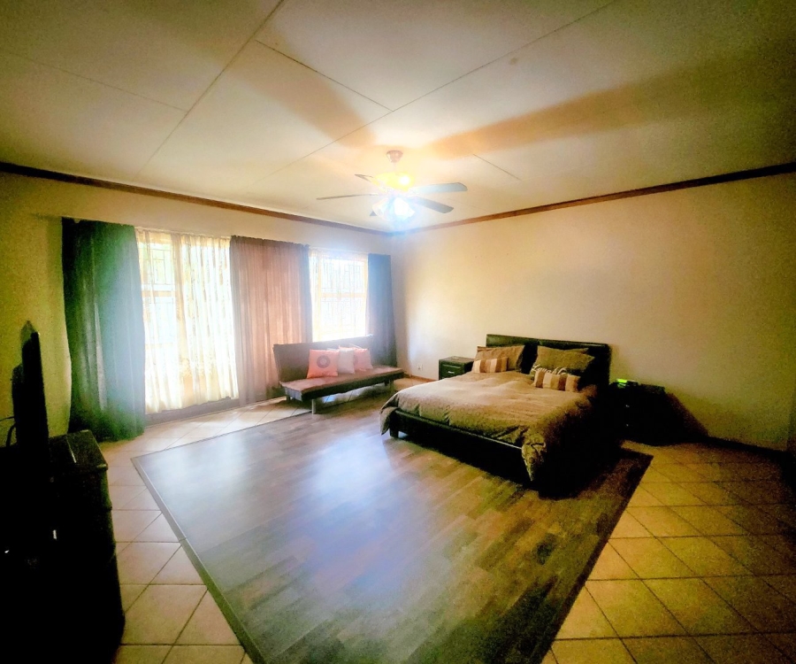 3 Bedroom Property for Sale in Wilkoppies North West